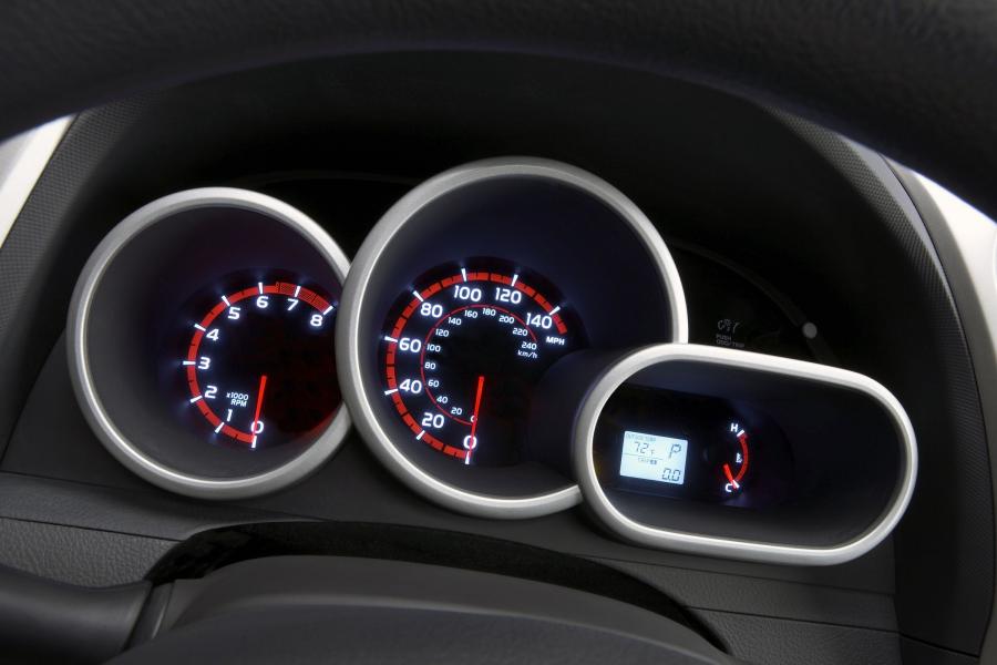  Pontiac Vibe 2008 года  (фото 4 из 41)